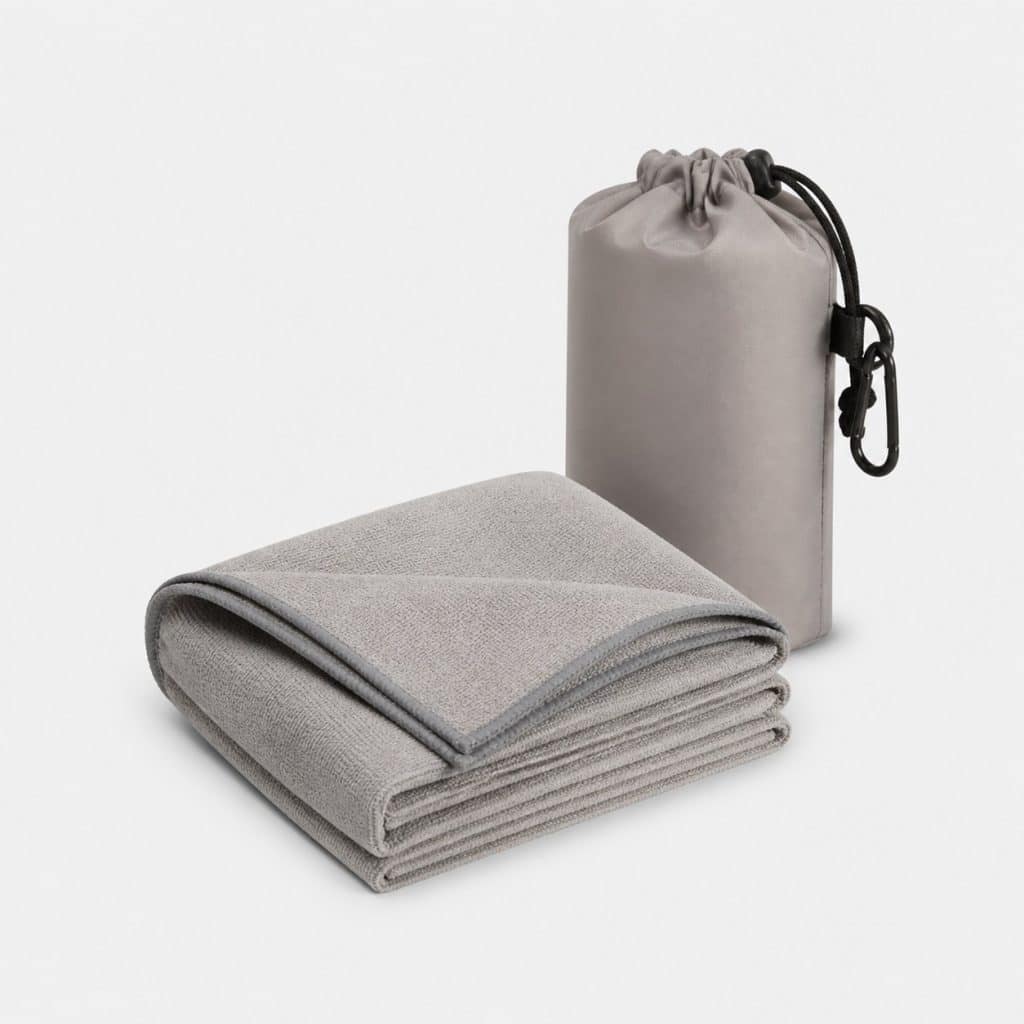 Serviette microfibre compacte à séchage rapide